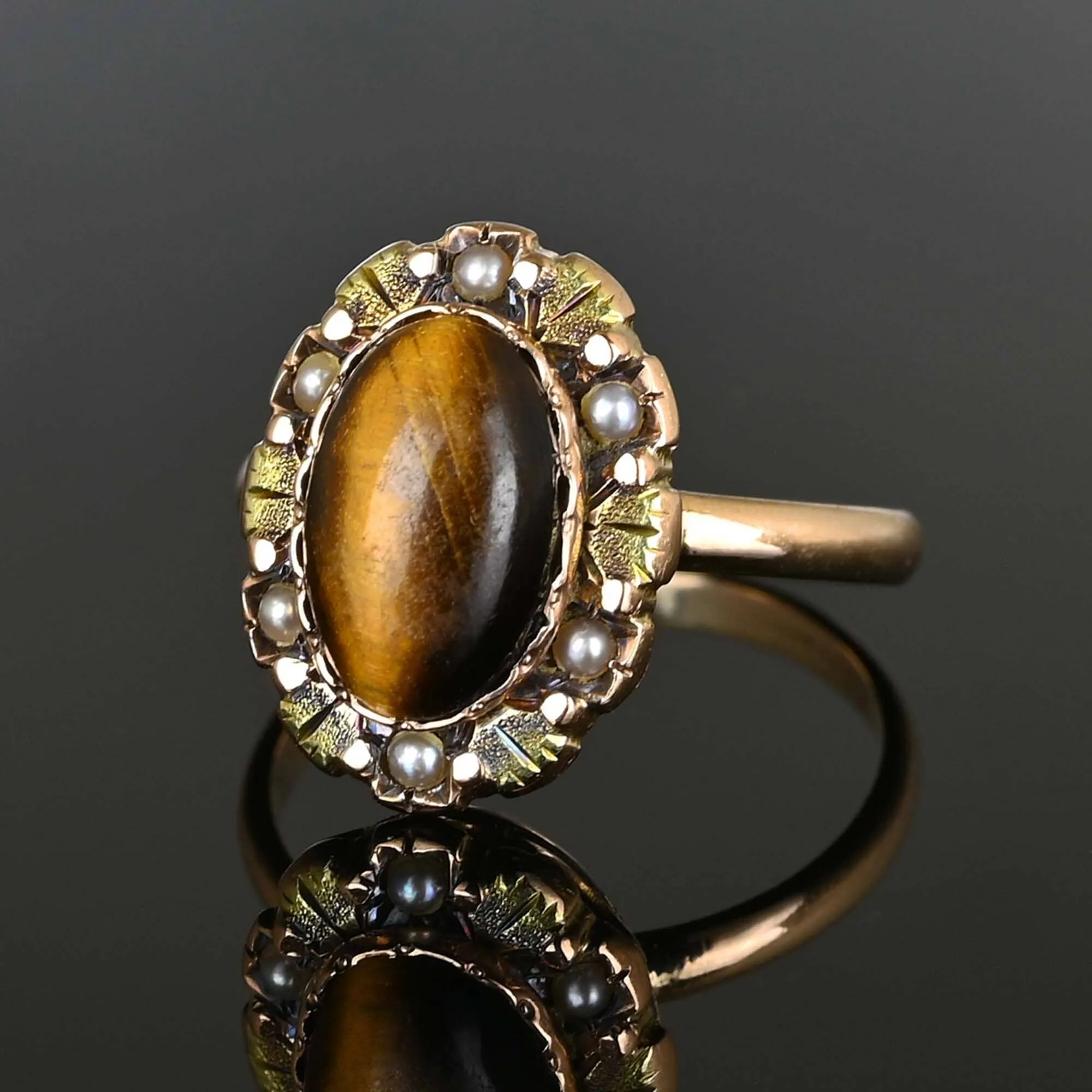 Antique Gold Pearl Cabochon Tiger's Eye Ring