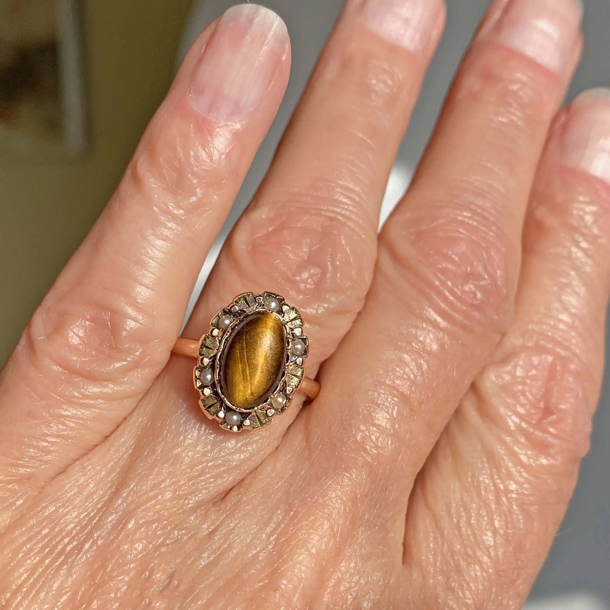 Antique Gold Pearl Cabochon Tiger's Eye Ring