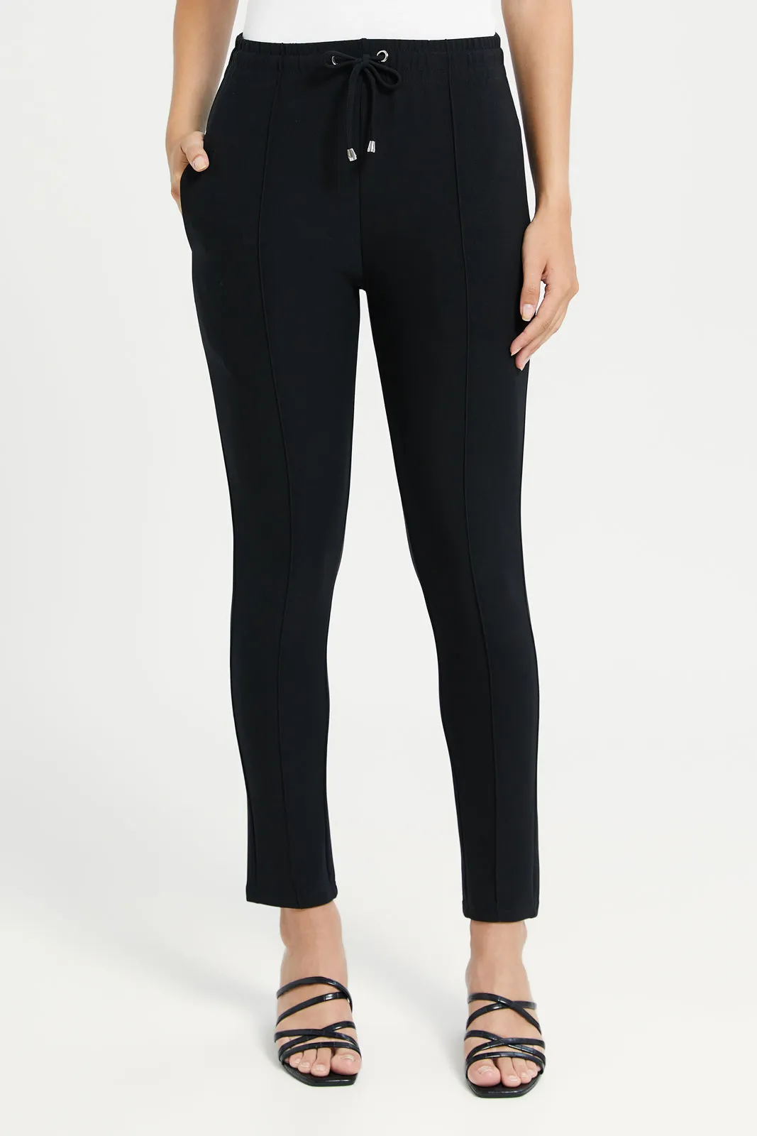 Front Pleat Taperred Trouser