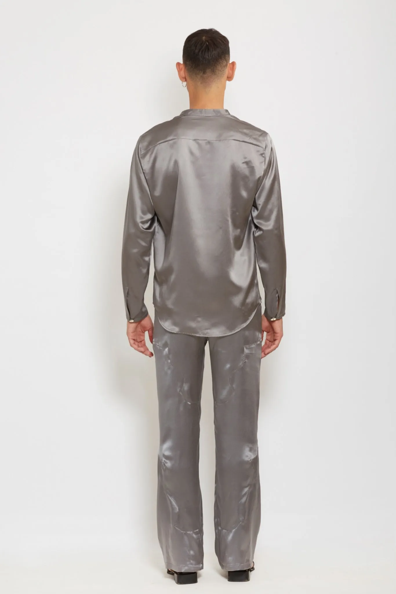 Gacho: Silver Silk Shirt