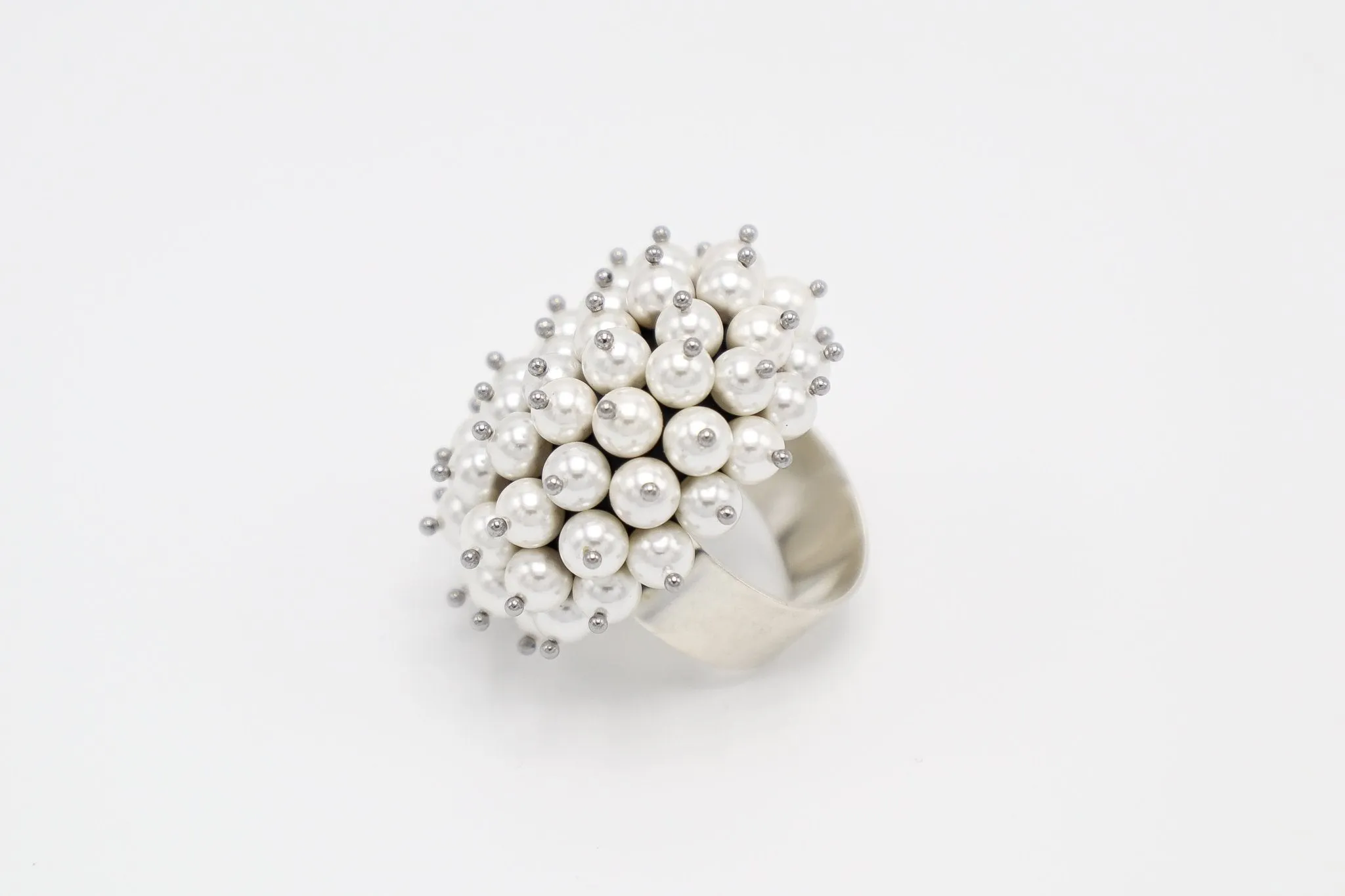 ITALIAN MULTIPLE WHITE PEARLS RING BY B.E.