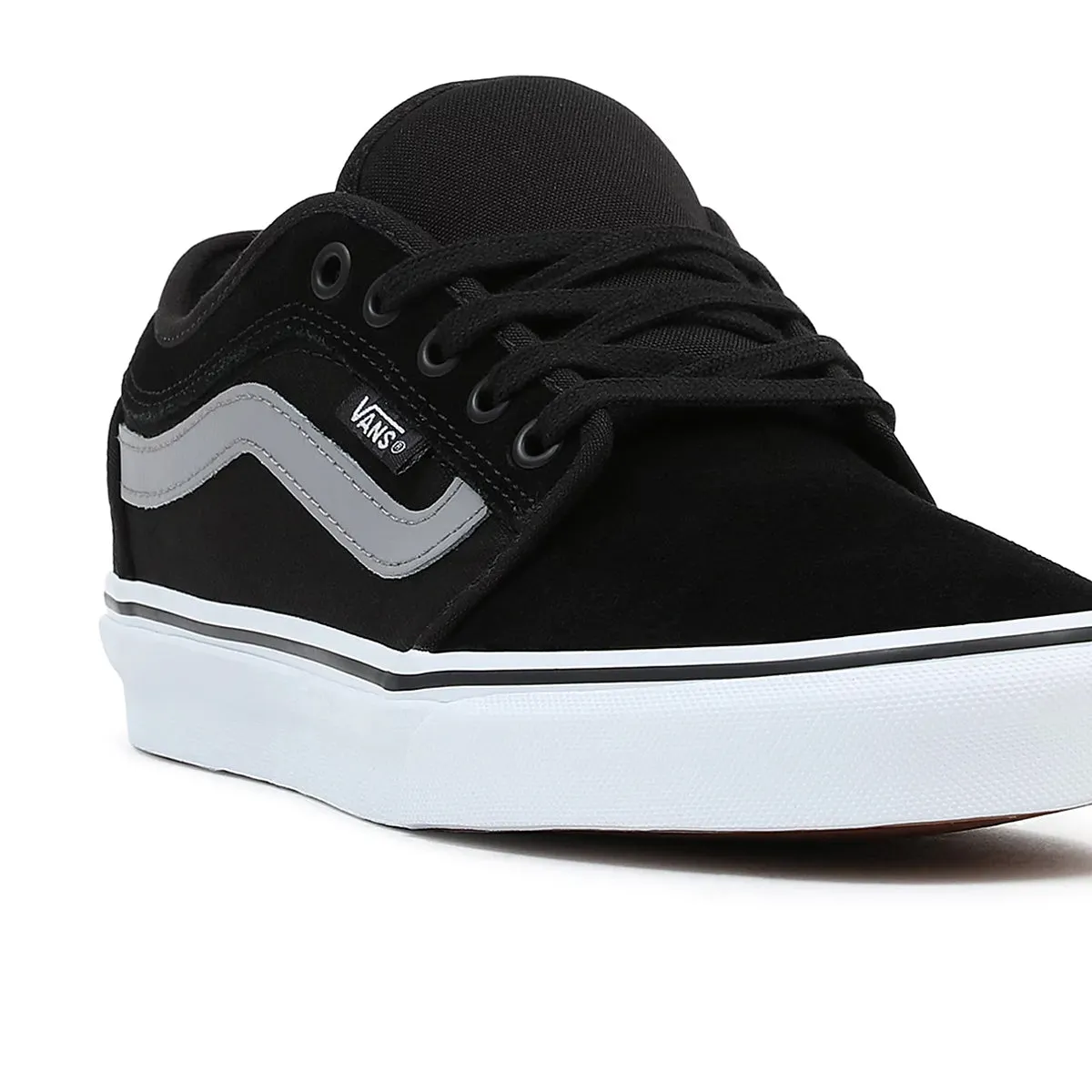 MN CHUKKA LOW SIDESTRIPE BLACK / GRAY / WHITE