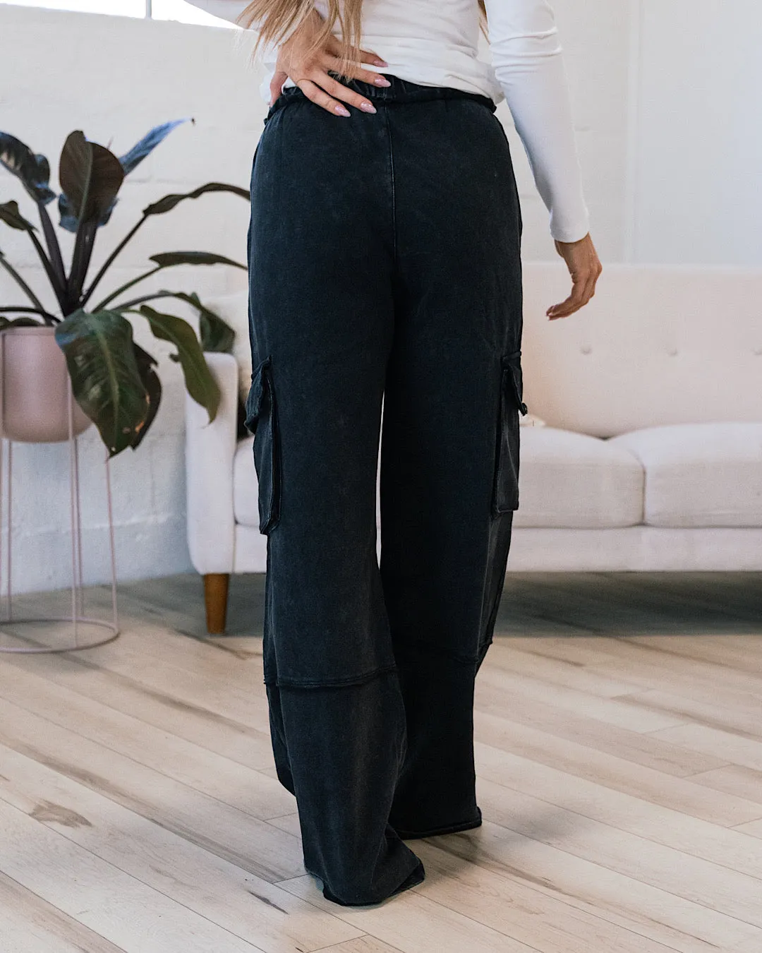 NEW! Nova Wide Leg Cargo Pants - Black