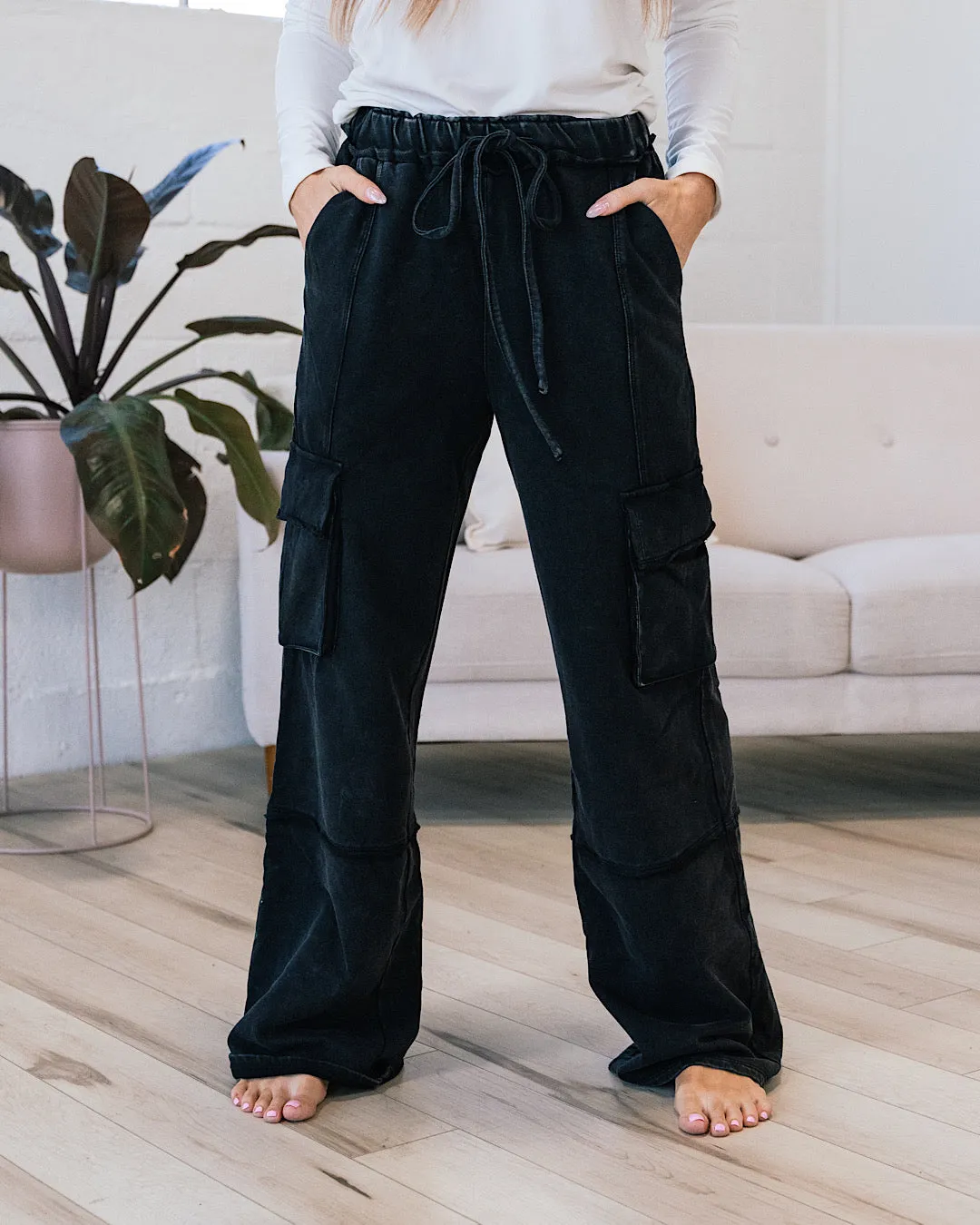 NEW! Nova Wide Leg Cargo Pants - Black