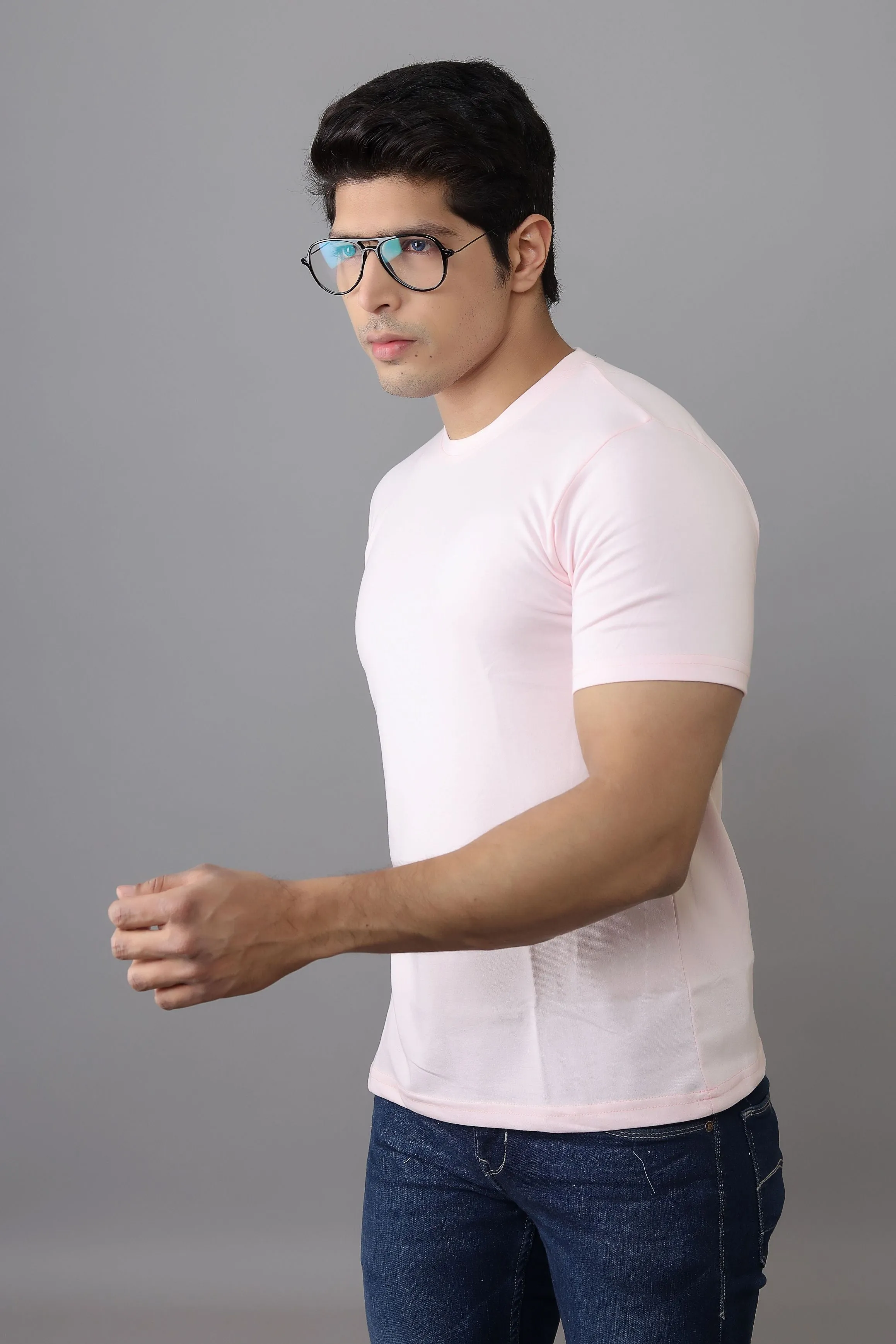 T Shirt - Men White Solid Round Neck Pure Cotton T-shirt