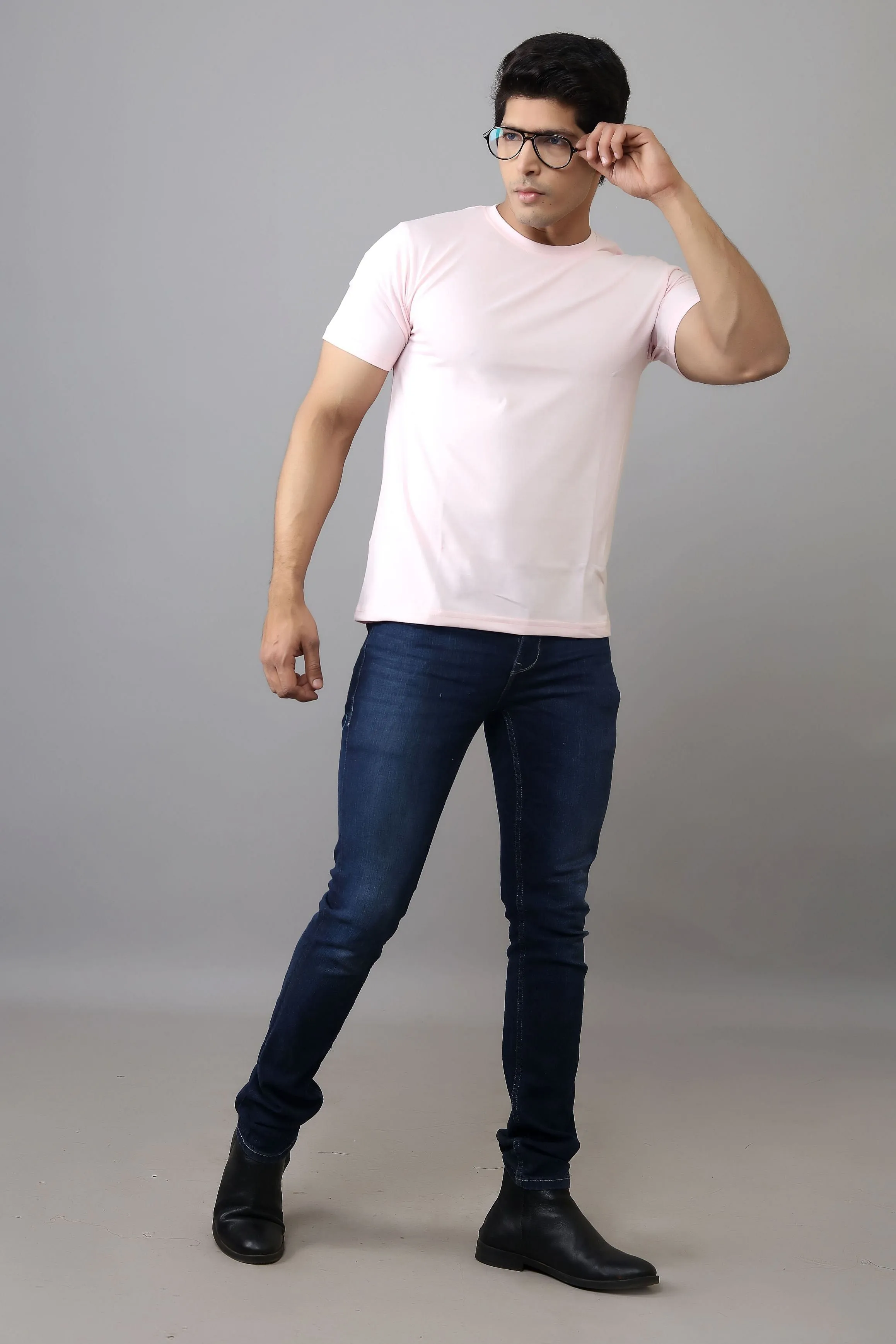 T Shirt - Men White Solid Round Neck Pure Cotton T-shirt