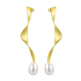 Twisted Pearl - Dangle Earrings