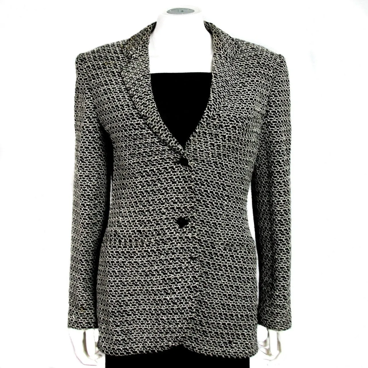 Vintage NWOT Chanel 98P, 1998 Spring black white blazer jacket FR 40 US 4/6